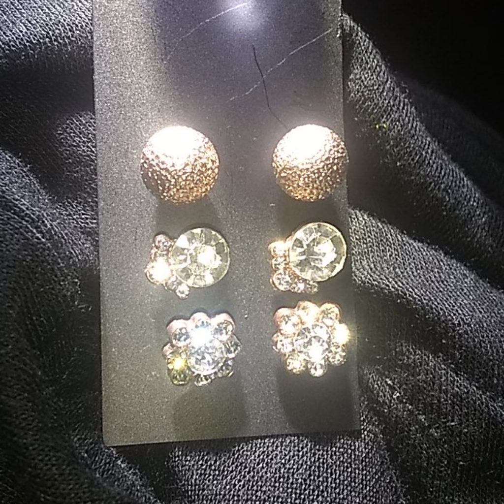 Lot Of 3 Pairs Of Brand New Earrings